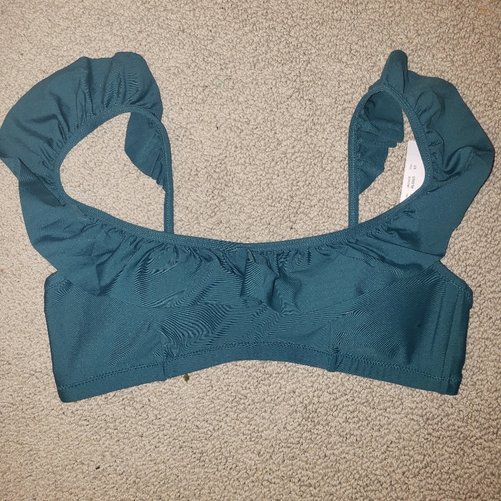 NWT J.Crew Ruffle Bikini Top